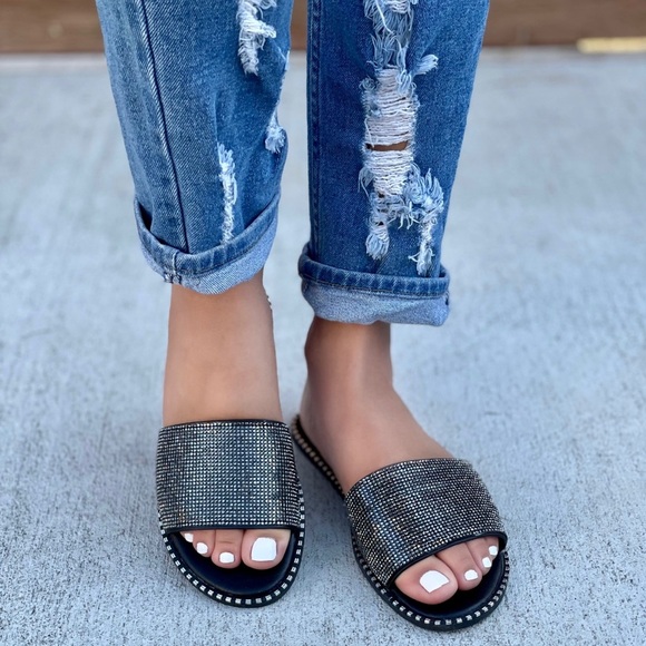 Black Rhinestone Flat Sandals - Picture 2 of 10